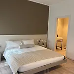 בית אירוח Venice מסטרה
